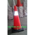 Traffic cone kerucut lalu lintas bahan plastik atau karet 1