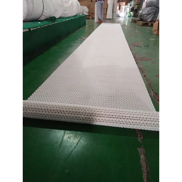Supplier Rubber Conveyor Modular Putih