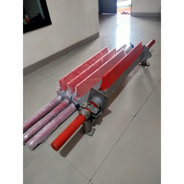 Belt cleaner conveyor Pava Mandiri